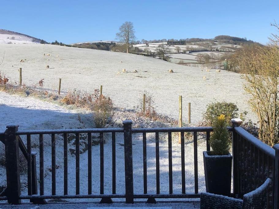 5F Stanley Lodge, Caer Beris, Builth Wells - No Tradesman Exterior photo